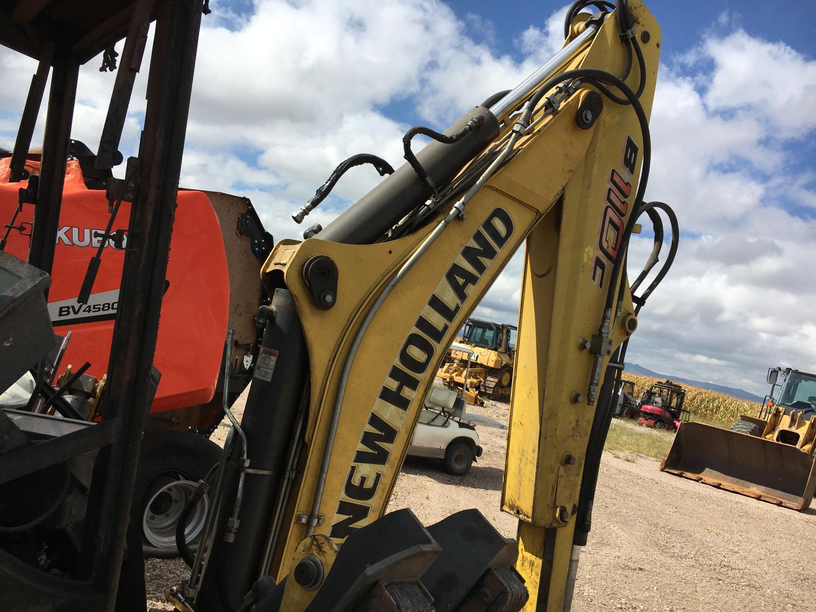 ./imagenes/INVOICE/2019/16188/RETROEXCAVADORA NEW HOLLAND_B110C (23).JPG